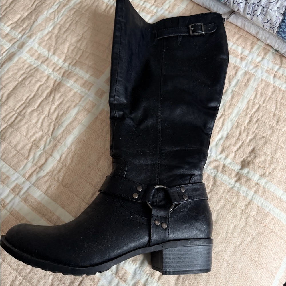 Women's Black Leather Boots